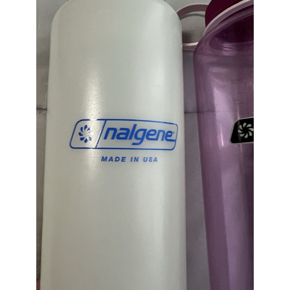 Nalgene 48 oz Wide Mouth Plastic Water Bottle Lot of 2 Screw-On Lid Handle - Picture 4 of 5